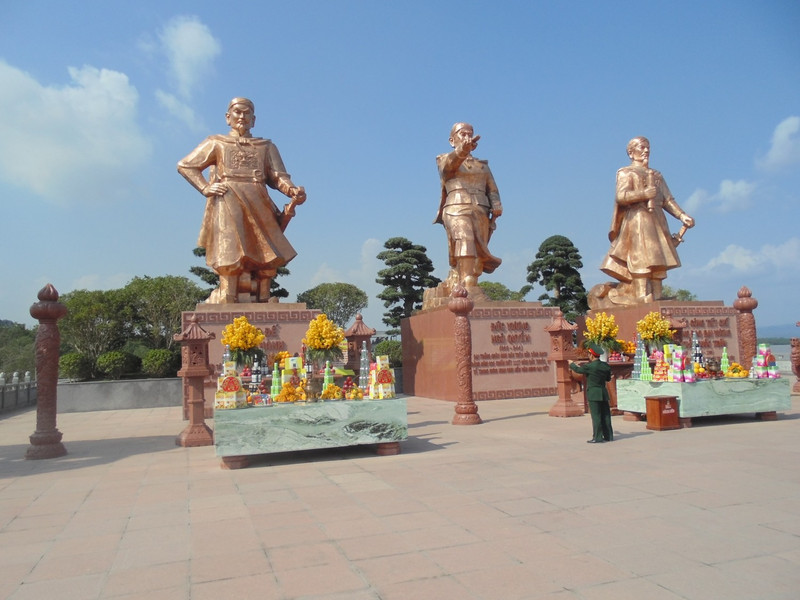 Di chuyển bằng xe máy ở Tây Bắc