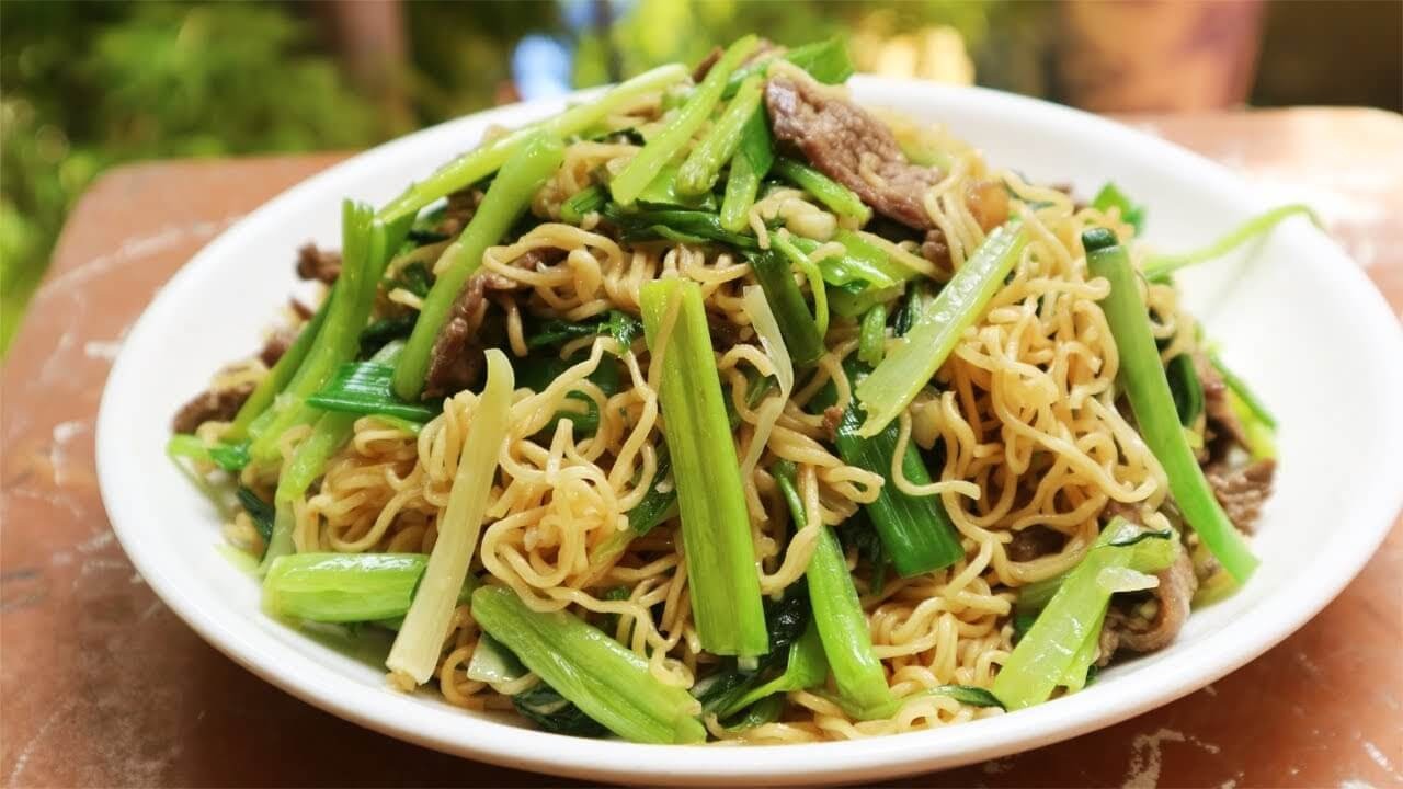 mì xào rau sapa