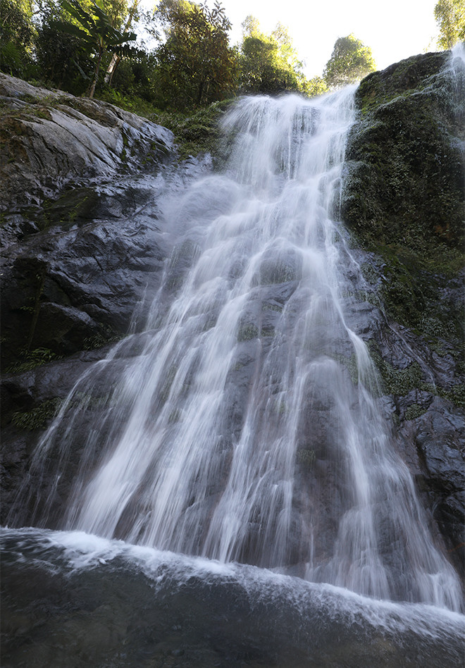 Nguồn nước trong lành, mát mẻ.
