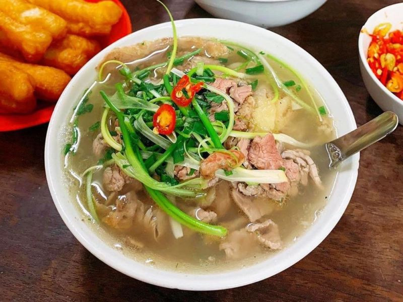 Tô phở Bát Đàn hấp dẫn