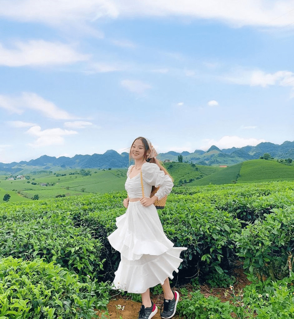 Váy trắng tại Mộc Châu